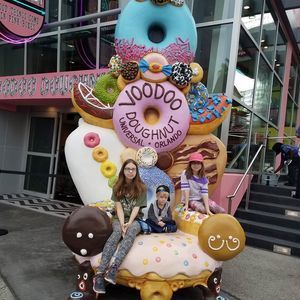 Meet your Posher, Alyson